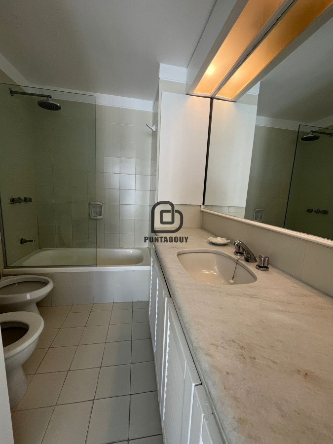 Apartamento ID.1599 - Apartamento en alquiler, 3 dormitorios