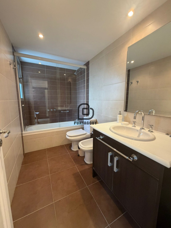 Apartamento ID.7604 - Inversión Premuim frente al mar en Punta del Este