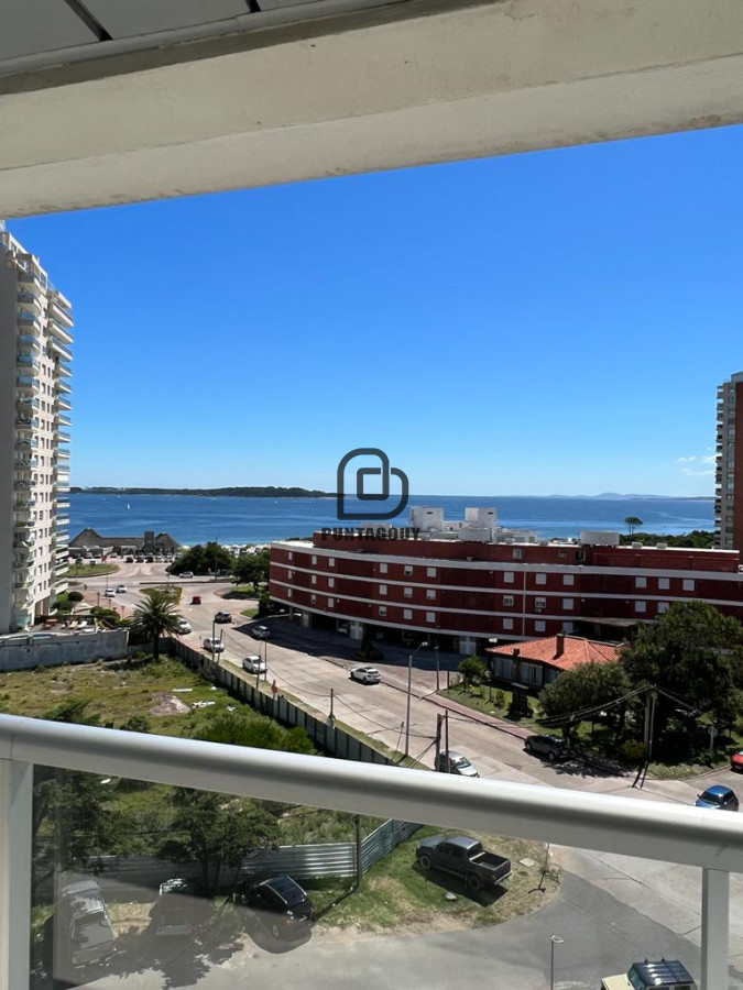 Apartamento ID.1481 - Miami Boulevard 3 dorm 2 baños mas dep de serv en venta 