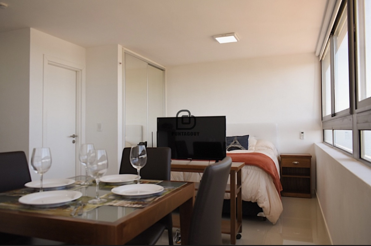 Apartamento ID.623 - Alquiler , 1 dormitorio , PUNTA DEL ESTE
