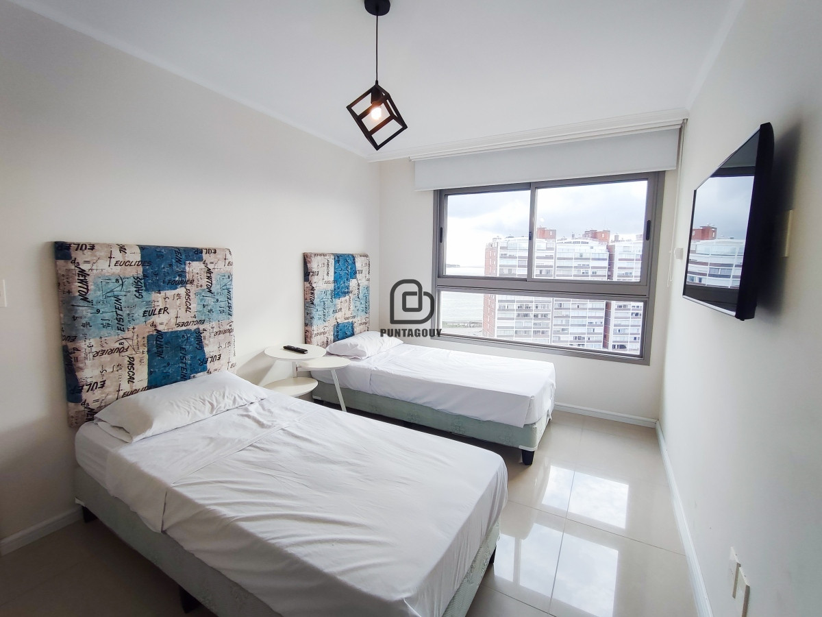 Apartamento ID.1504 - Imperiale 3 dorm 3 baños en venta 