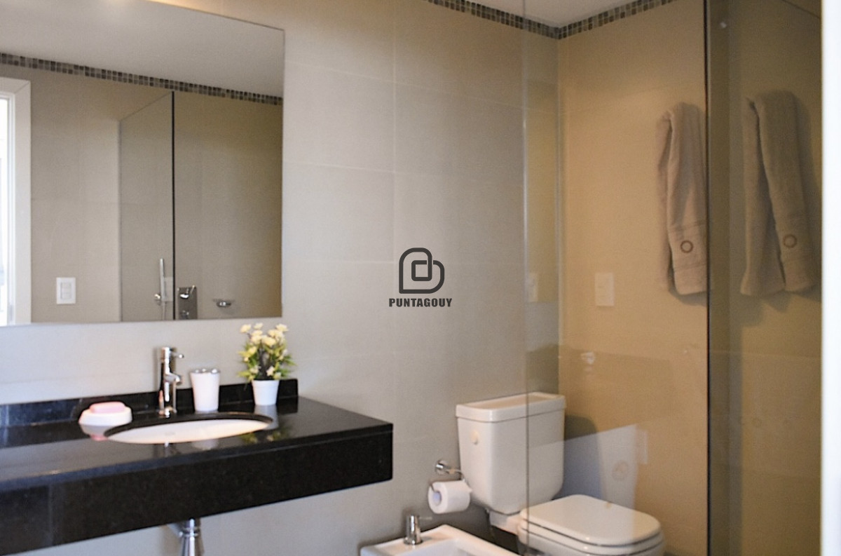 Apartamento ID.623 - Alquiler , 1 dormitorio , PUNTA DEL ESTE