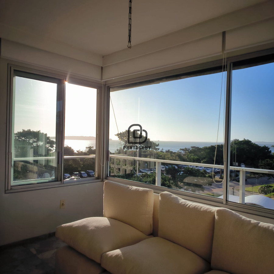 Apartamento ID.1630 - Alquiler de temporada 2 dormitorios, con servicios