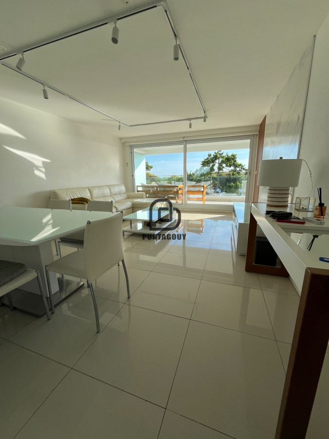 Apartamento ID.1716 - venta 2 dormitorios, primera linea al mar