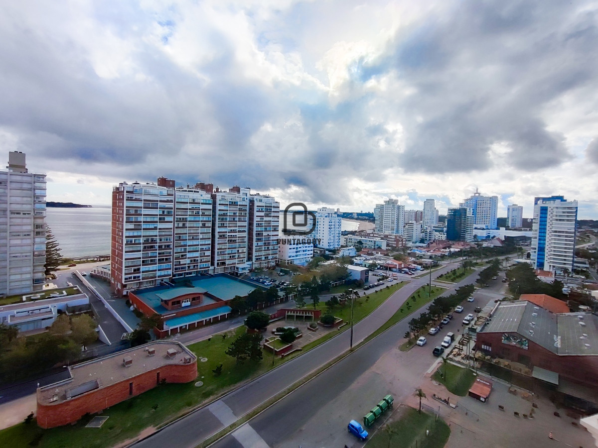 Apartamento ID.1504 - Imperiale 3 dorm 3 baños en venta 
