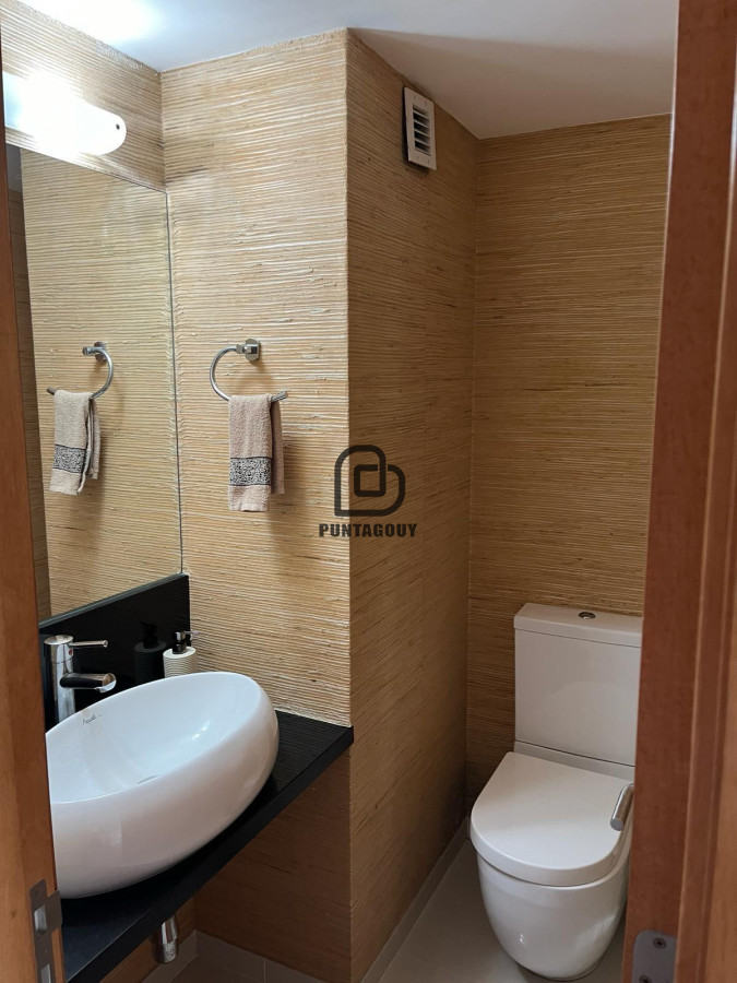 Apartamento ID.1538 - 2 dormitorios, 2 baños mas dependencia de servicio  en alquiler vacacional