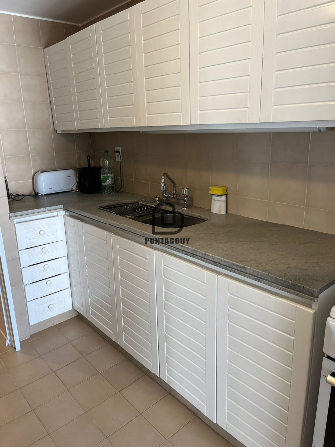 Apartamento ID.1599 - Apartamento en alquiler, 3 dormitorios
