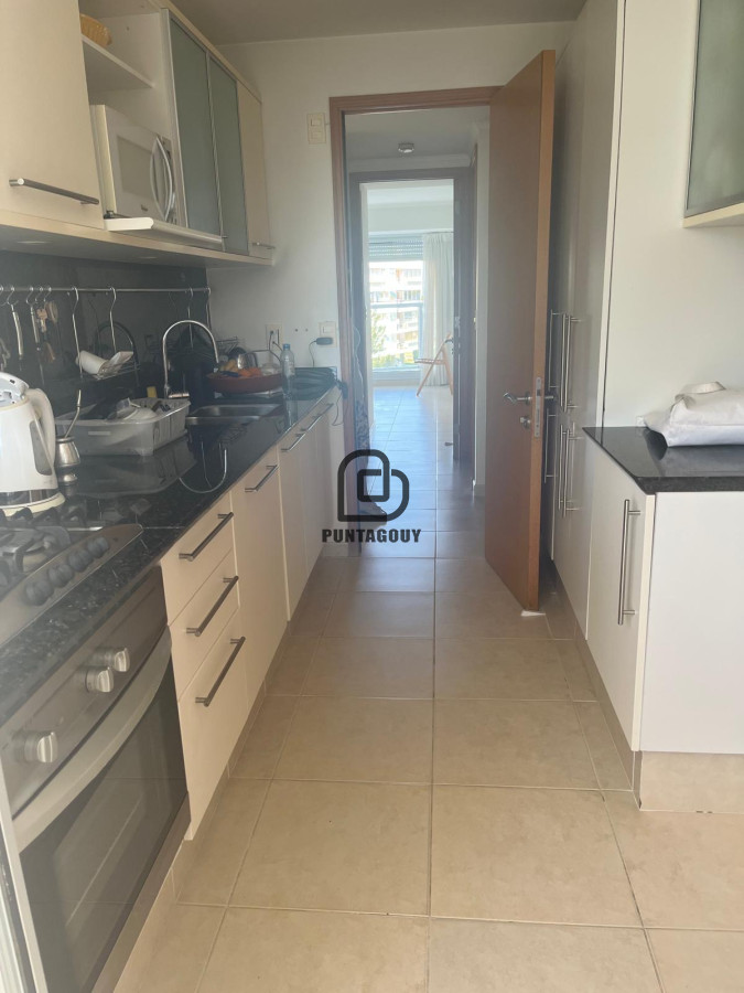 Apartamento ID.1821 - Venta unidad de 3 Suitte frente al mar 