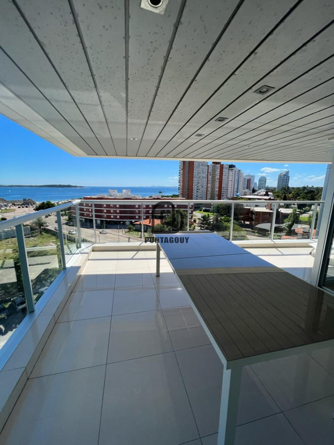Apartamento ID.1481 - Miami Boulevard 3 dorm 2 baños mas dep de serv en venta 
