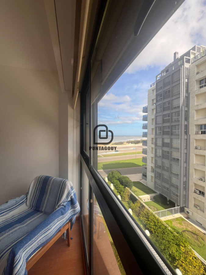 Apartamento ID.1743 - Alquiler y venta frente al mar