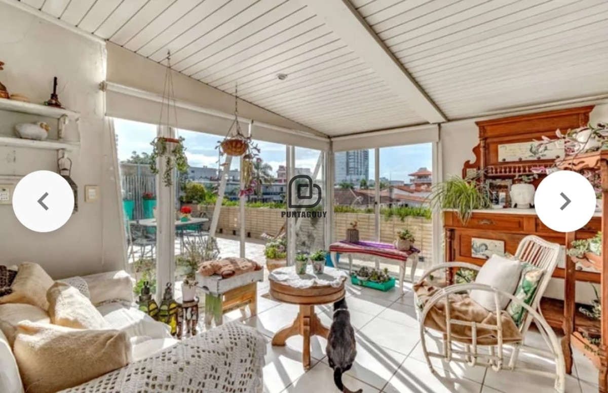 Apartamento ID.268 - VENTA 2 DORMITOIOS Y GARAGE Peninsula Punta del Este