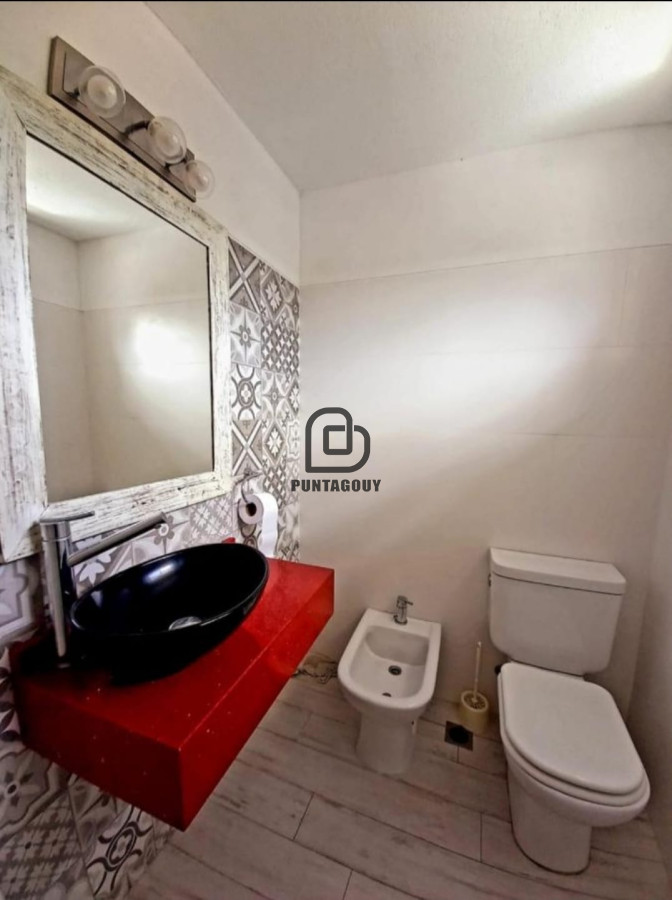 Apartamento ID.1589 - VENTA apartamento frente al mar, playa Mansa  Punta del Este