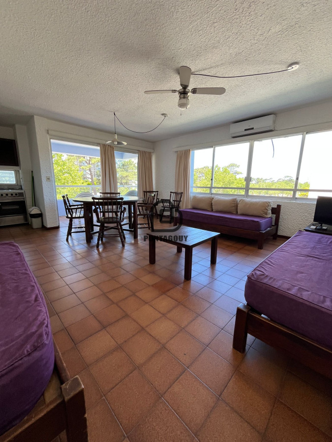 Apartamento ID.1601 - Apartamento en venta de 2 dormitorios en PUNTA DEL ESTE