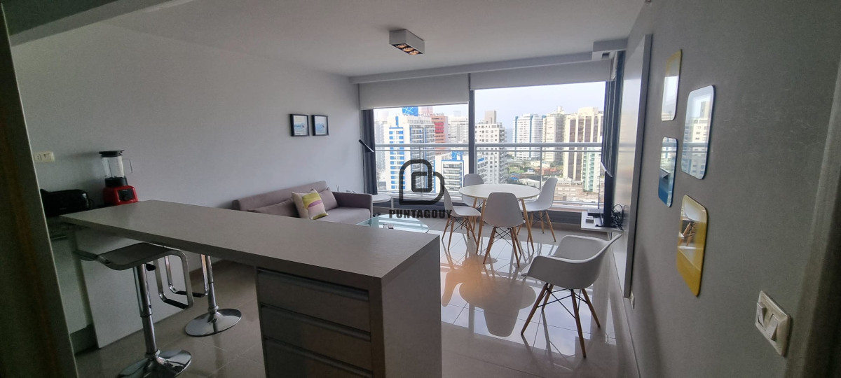 Apartamento ID.1540 - 1 dormitorio y  2 baños en venta 