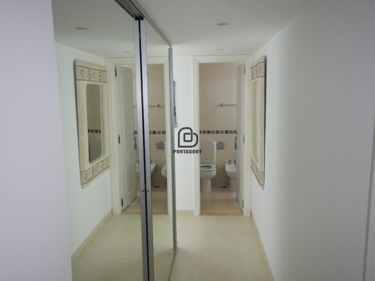 Apartamento ID.1502 - Art Boulevard 3 dorm 2 baños en venta 