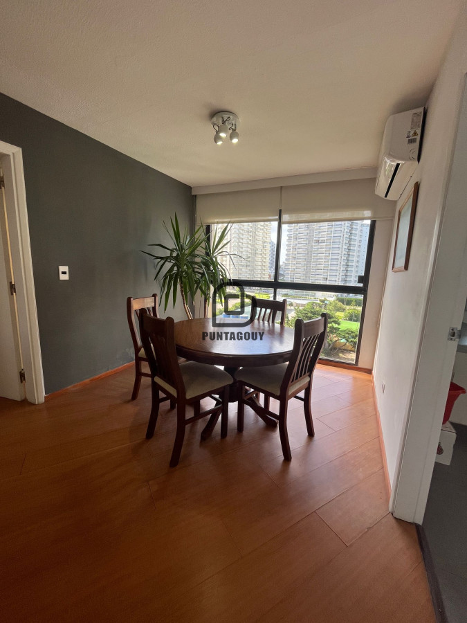 Apartamento ID.1743 - Alquiler y venta frente al mar