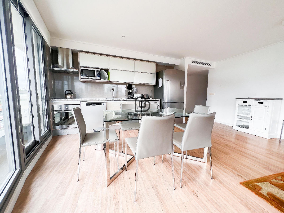 Apartamento ID.1495 - Alexander Boulevard de 2 dorm 2 baños en venta 