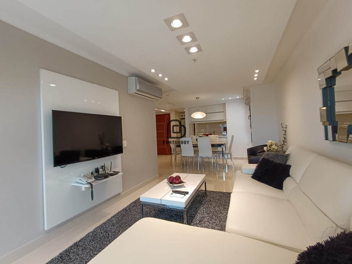 Apartamento ID.1596 - Apartamento en alquiler 2 dormitorios playa mansa