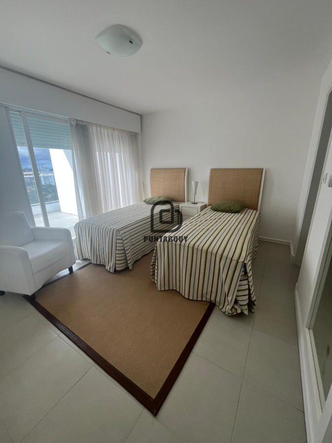 Apartamento ID.1724 - Venta 3 dormitorios con parrillero 