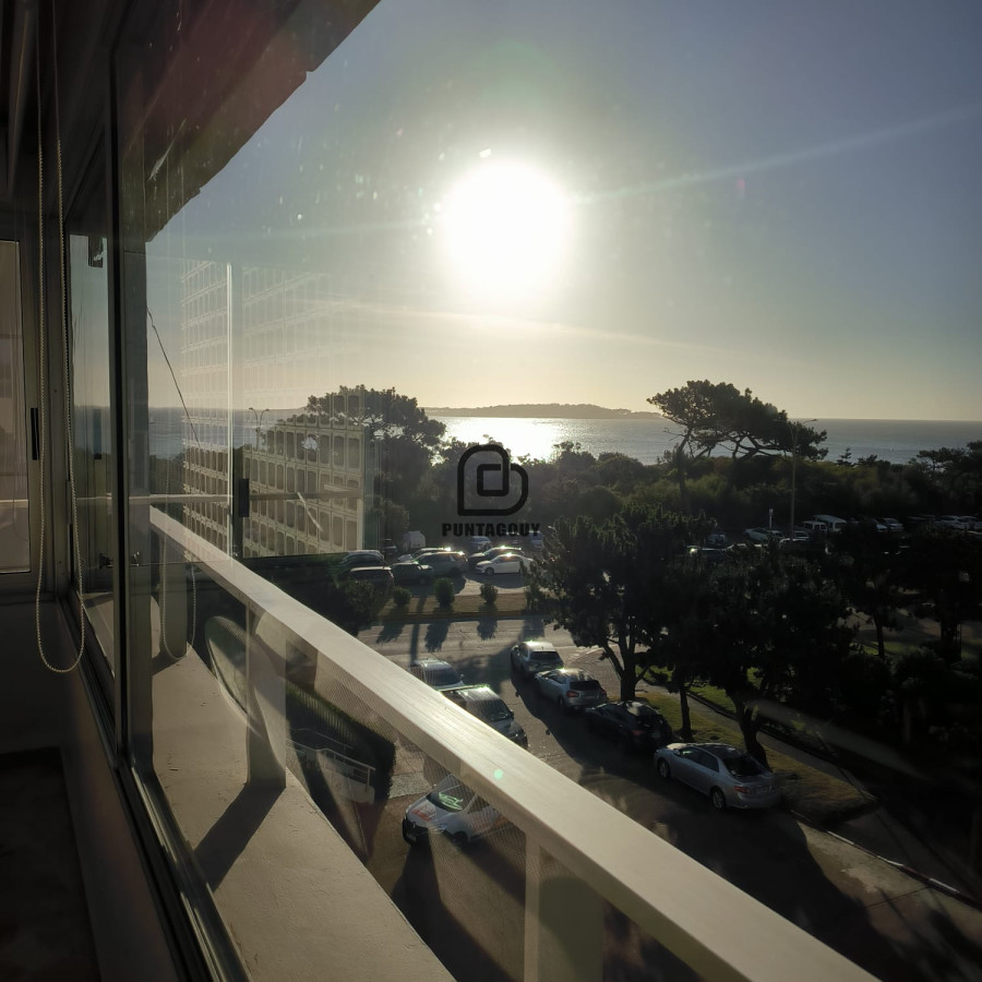 Apartamento ID.1630 - Alquiler de temporada 2 dormitorios, con servicios