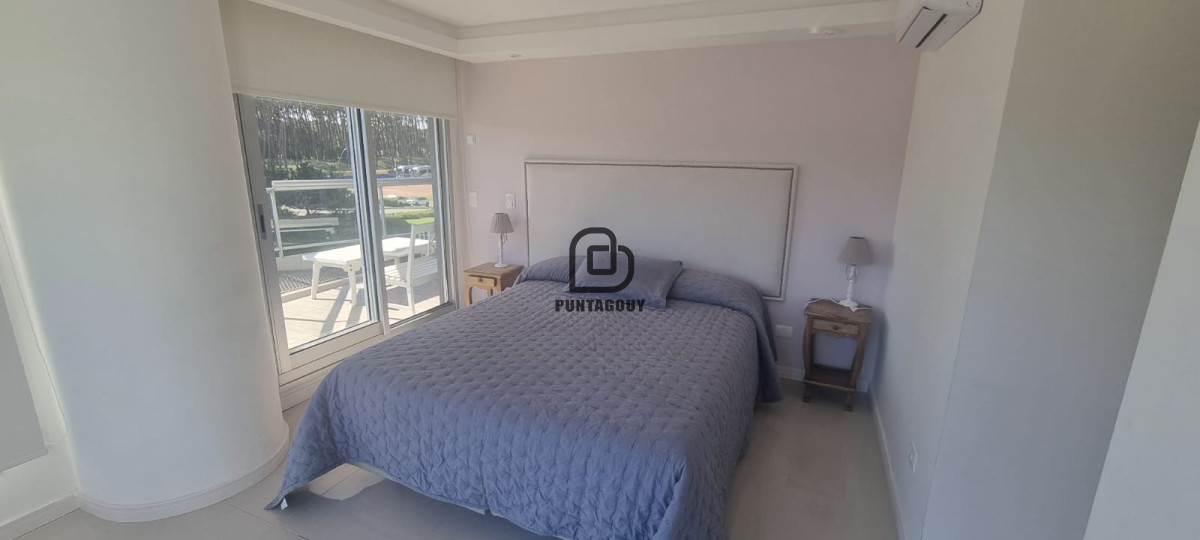 Apartamento ID.1762 - Venta 3 dormitorios y terraza con parrillero propio en Punta del este