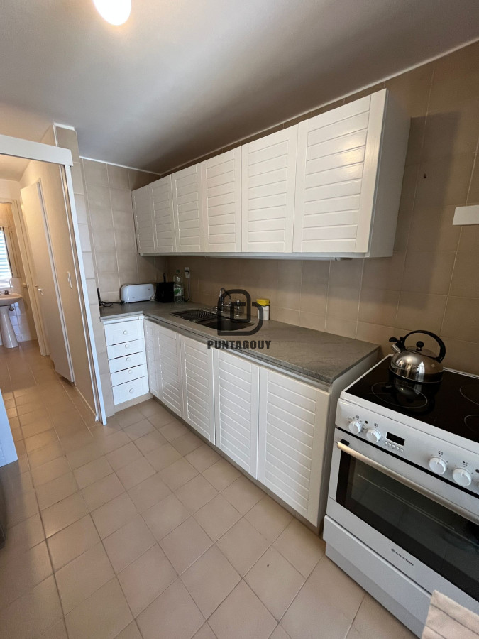 Apartamento ID.1599 - Apartamento en alquiler, 3 dormitorios