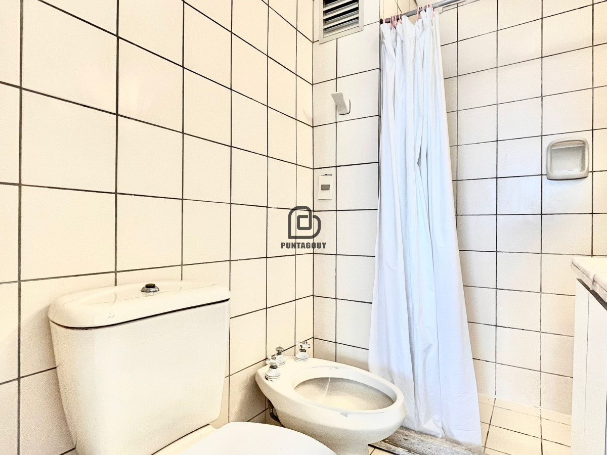 Apartamento ID.1474 - VENTA Penthouse con vista al mar de 2 dormitorios