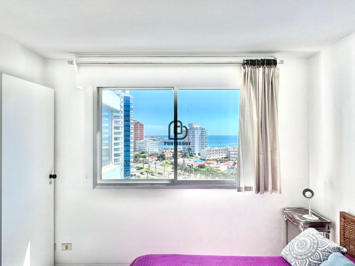 Apartamento ID.1474 - VENTA Penthouse con vista al mar de 2 dormitorios