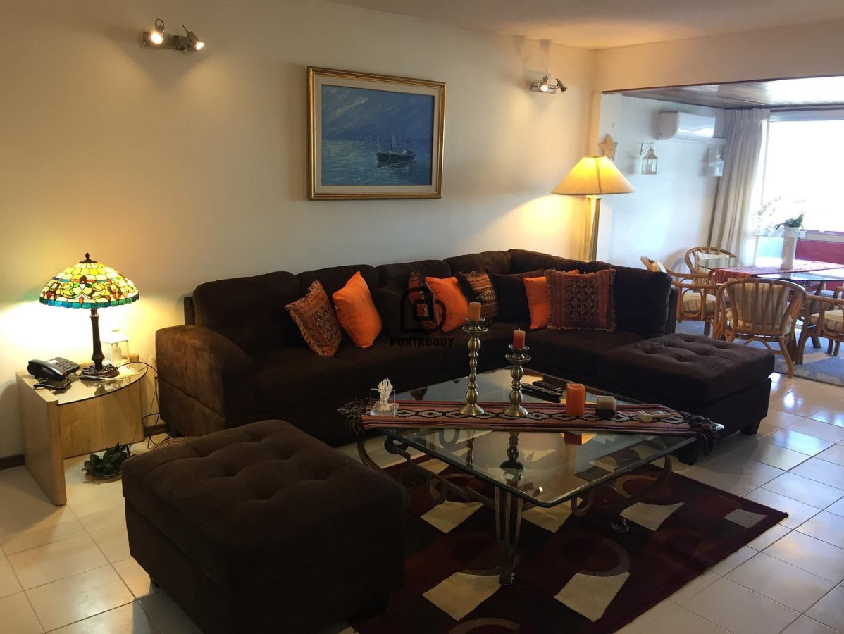Apartamento ID.1465 - 2 dormitorios y 2 baños  Venta en  OPORTUNIDAD!!