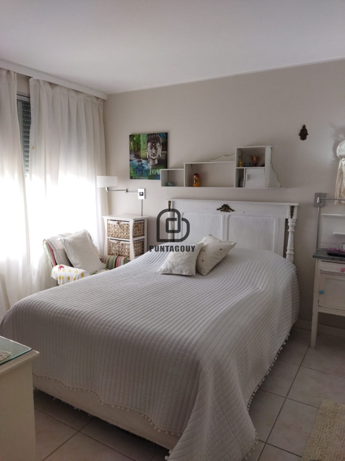 Apartamento ID.268 - VENTA 2 DORMITOIOS Y GARAGE Peninsula Punta del Este