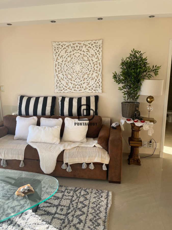 Apartamento ID.1606 - Apartamento de 1 dormitorio 1 baño en alquiler y venta e