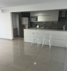 Onix de 3 dorm sin muebles en venta - piso 4 -