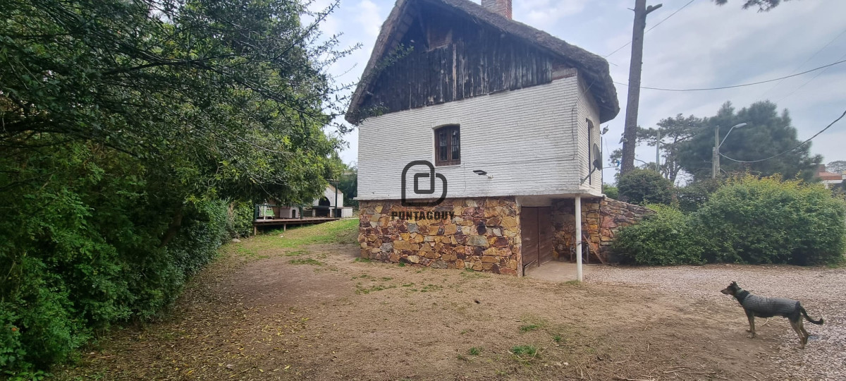 Casa Quincho Vuelve - PGO1546C