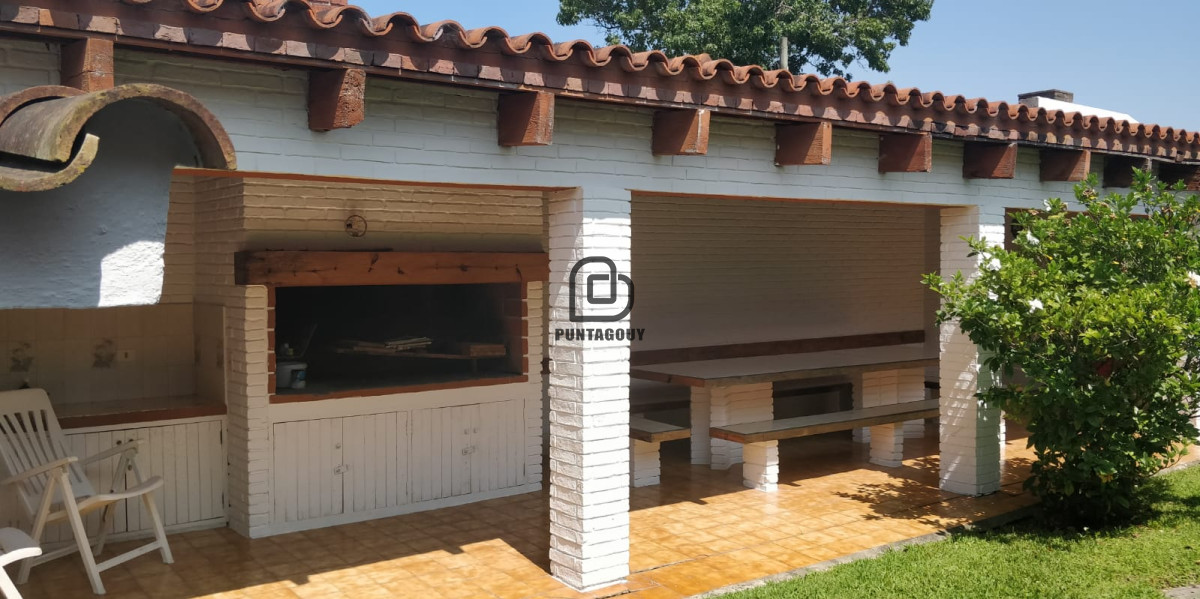 Casa ID.1549 - Casa Dinastia 4 dorm 3 baños
