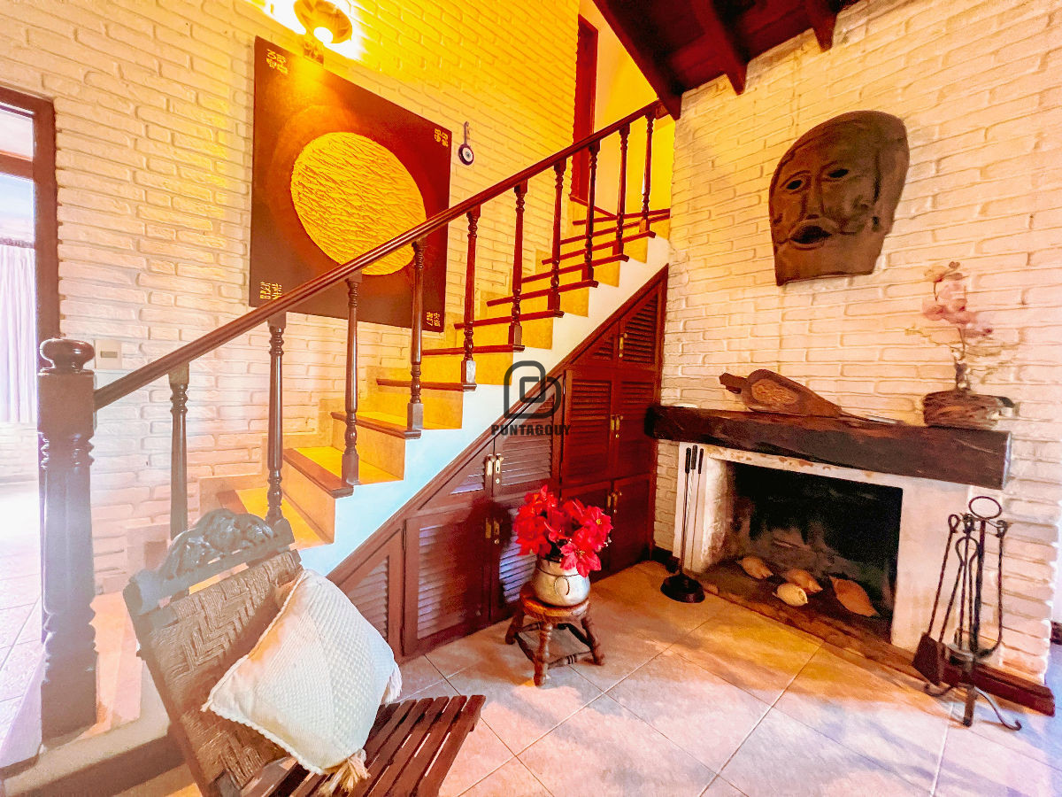 Casa ID.1545 - Casa Champagne 4 dorm 4 baños 