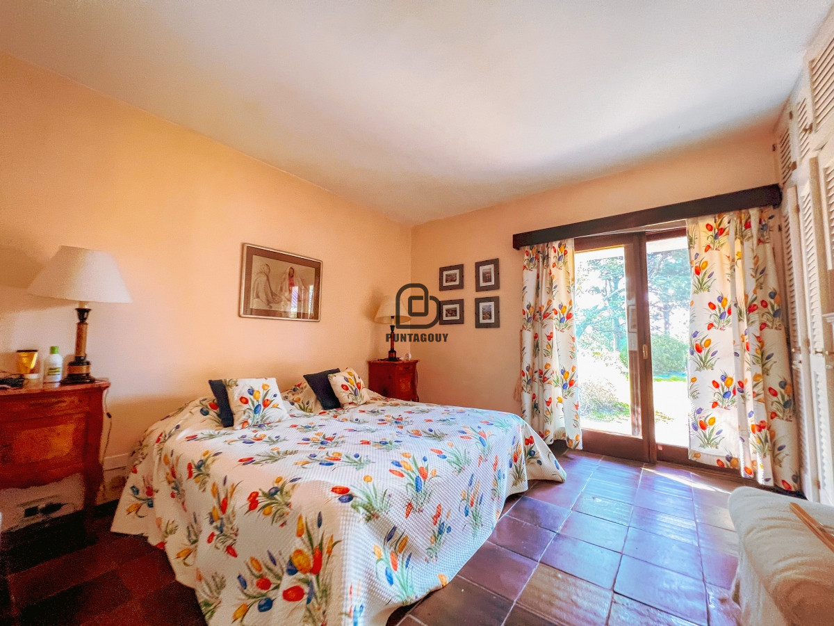 Casa ID.1528 - Casa 7 dorm 7 baños en venta 