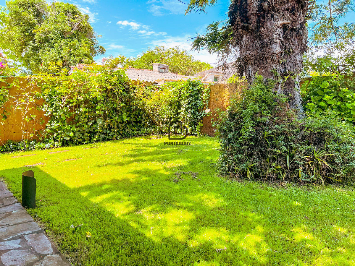 Casa ID.1529 - Casa Regina de 3 dorm 3 baños en venta y alquiler vacacional