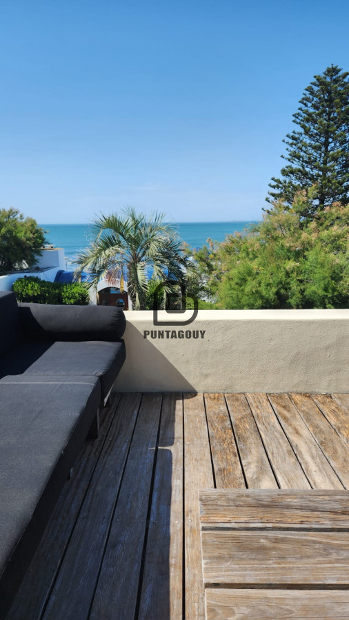 Casa ID.1622 - Casa con vista al mar en La Barra de 4 dorm en suite - en exclusiva