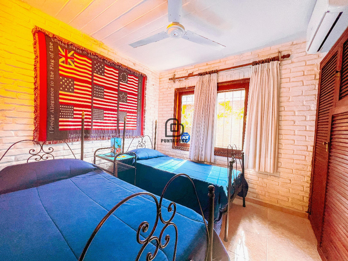 Casa ID.1545 - Casa Champagne 4 dorm 4 baños 