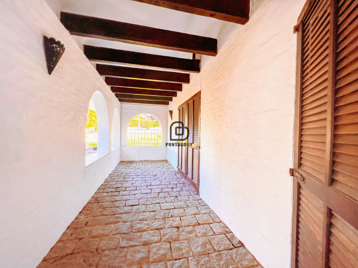 Casa ID.1528 - Casa 7 dorm 7 baños en venta 
