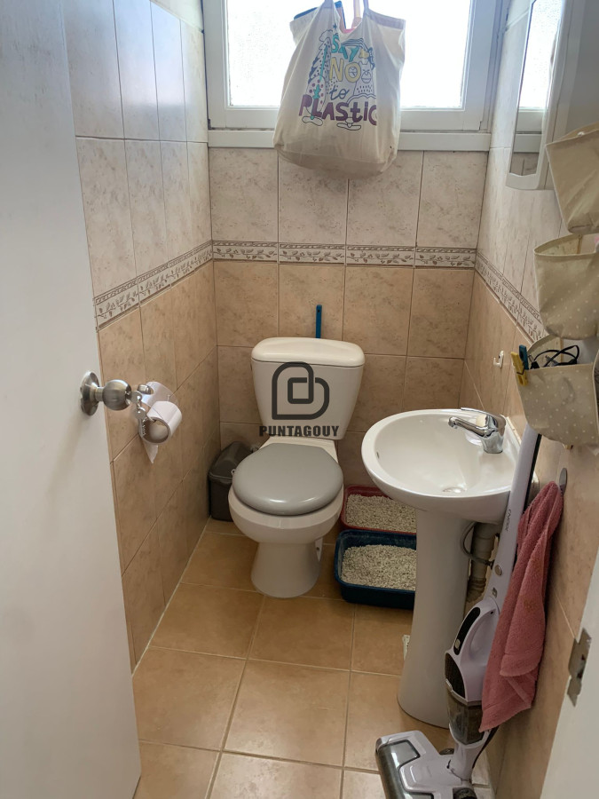 Casa ID.1525 - Casa vacacional parada 15 Playa Mansa de 3 dorm 2 baño + loft con baño al fondo