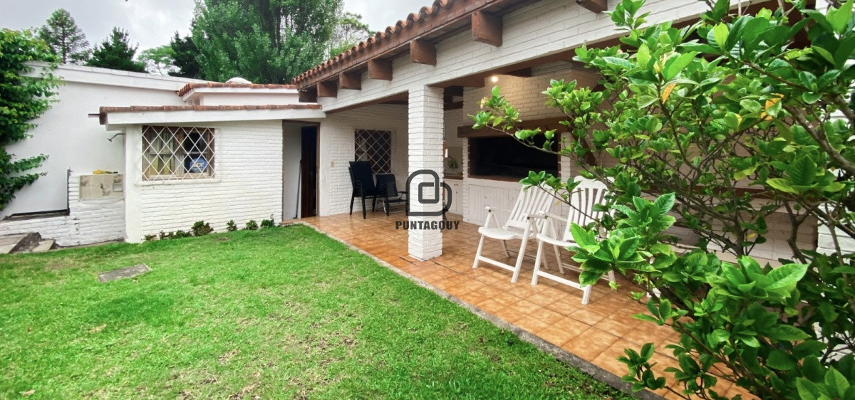 Casa ID.1549 - Casa Dinastia 4 dorm 3 baños