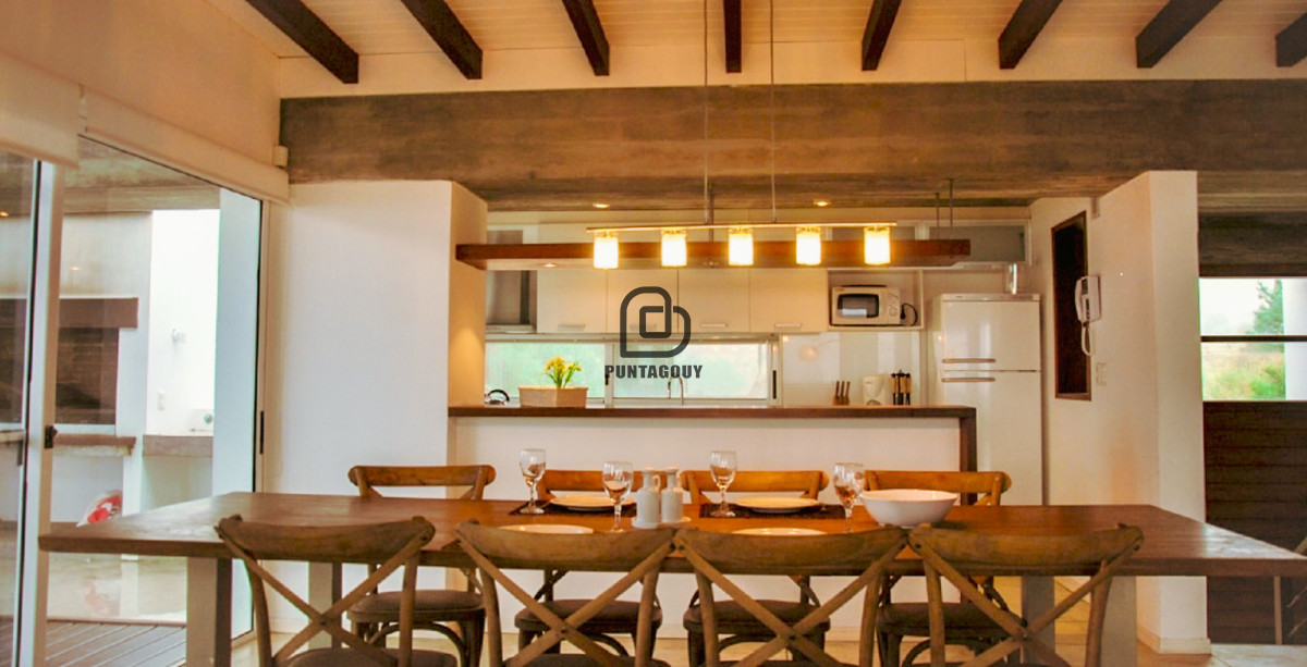 Casa ID.1484 - Casa Punta Alta 5 dorm 6 baños en venta
