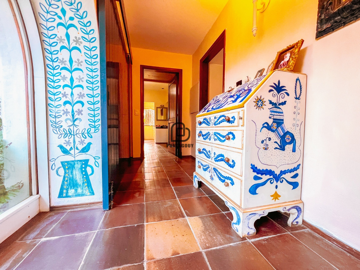 Casa ID.1528 - Casa 7 dorm 7 baños en venta 