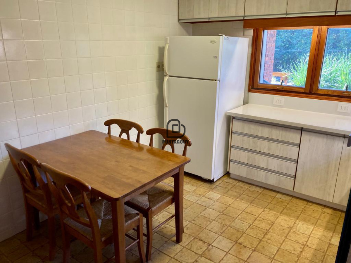 Casa ID.1609 - Casa para periodo vacacional quincenal en parada 13 brava.