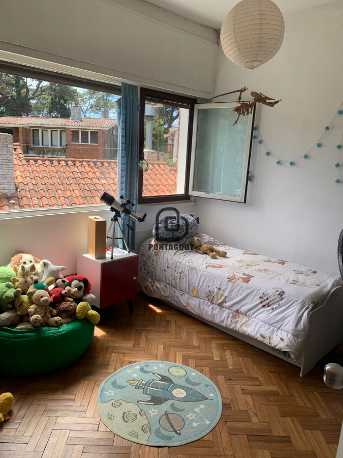 Casa ID.1525 - Casa vacacional parada 15 Playa Mansa de 3 dorm 2 baño + loft con baño al fondo