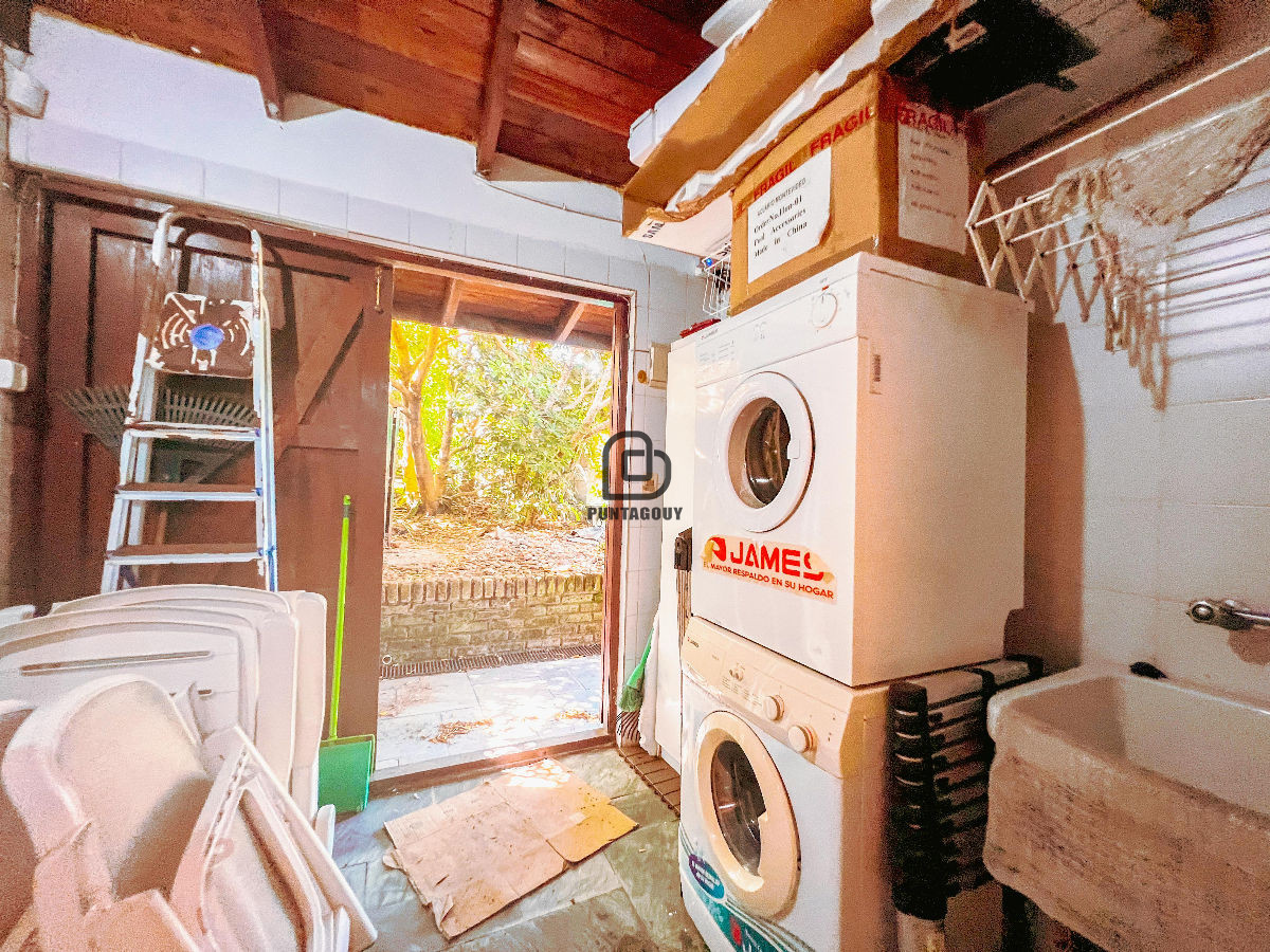 Casa ID.1545 - Casa Champagne 4 dorm 4 baños 