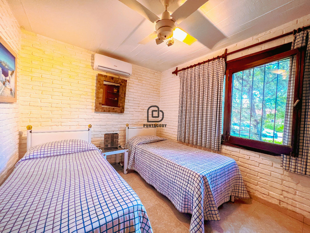 Casa ID.1545 - Casa Champagne 4 dorm 4 baños 