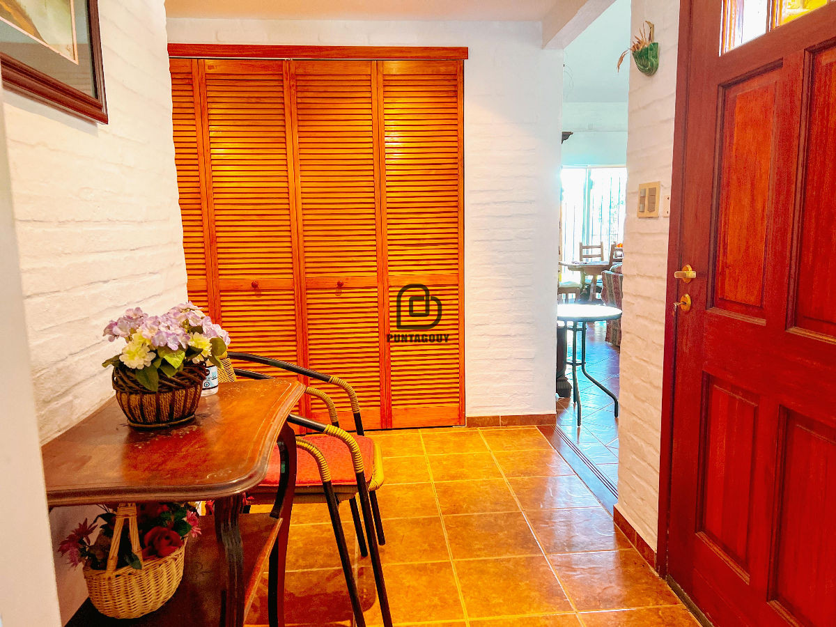 Casa ID.1529 - Casa Regina de 3 dorm 3 baños en venta y alquiler vacacional