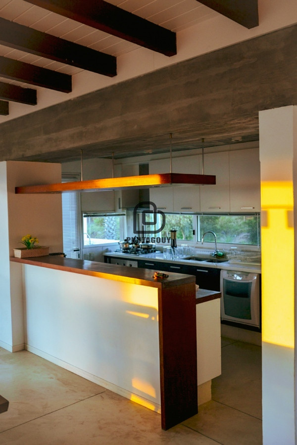 Casa ID.1484 - Casa Punta Alta 5 dorm 6 baños en venta